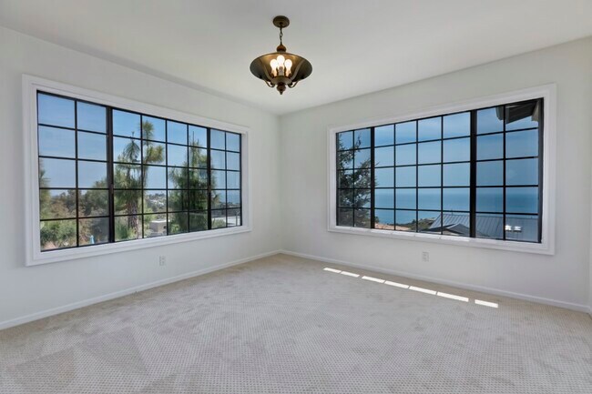 Building Photo - 18041 Blue Sail Dr
