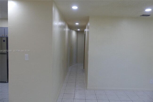 Building Photo - 8130 NW 14th Ct