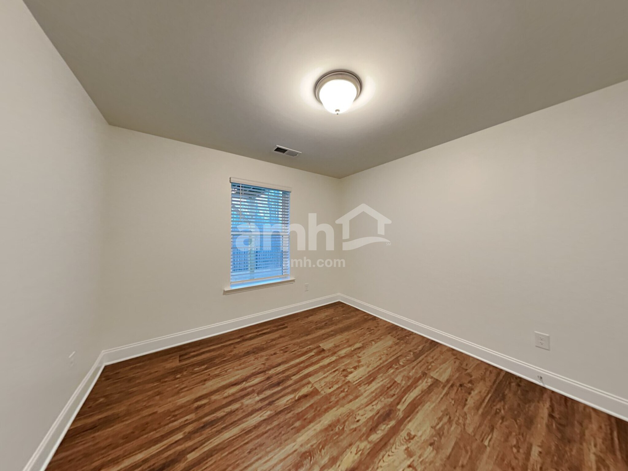 Building Photo - 130 Alaina Ct