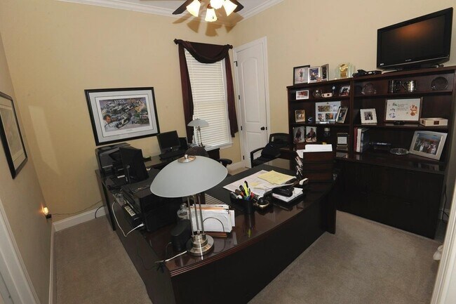 Building Photo - 3491 E Taplow Way