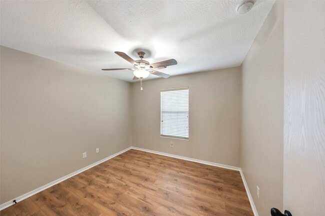 Building Photo - 7826 Chervil Ln