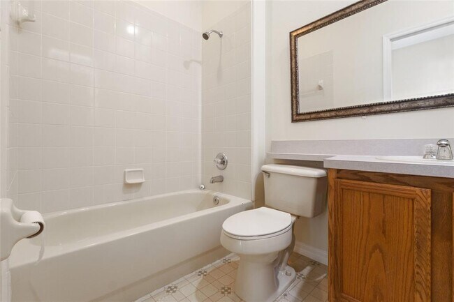 Building Photo - 1231 Darnaby Way