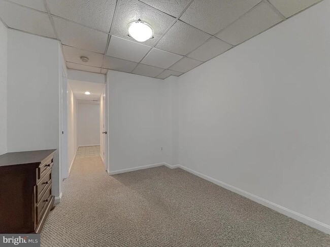 Building Photo - 11214 Heron Pl