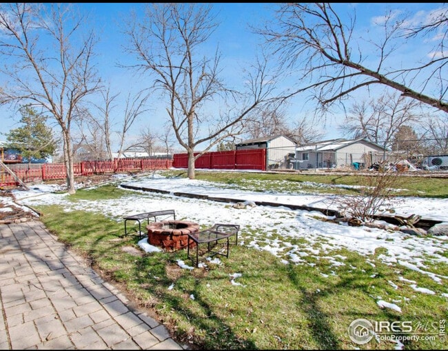 Building Photo - 417 Skyway Dr