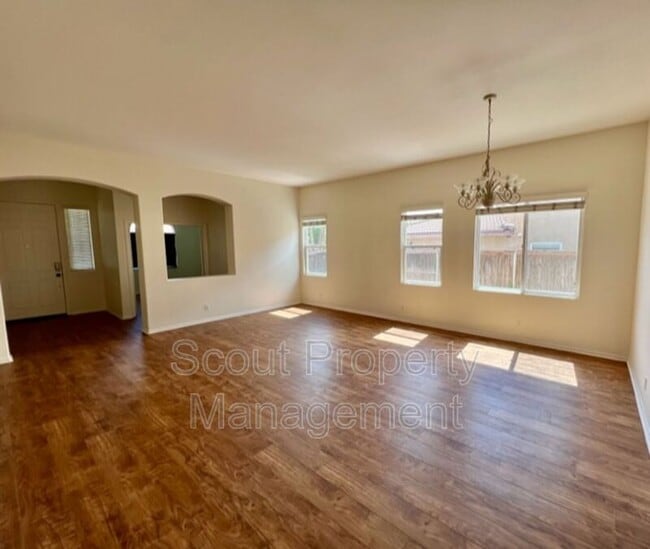 Building Photo - 41423 Temeku Dr