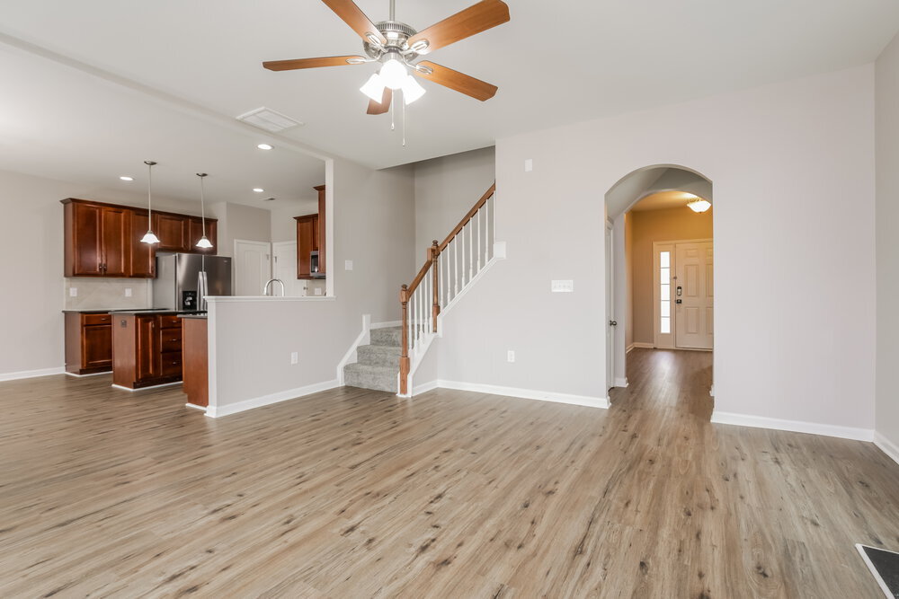 Building Photo - 934 Lakemont Dr