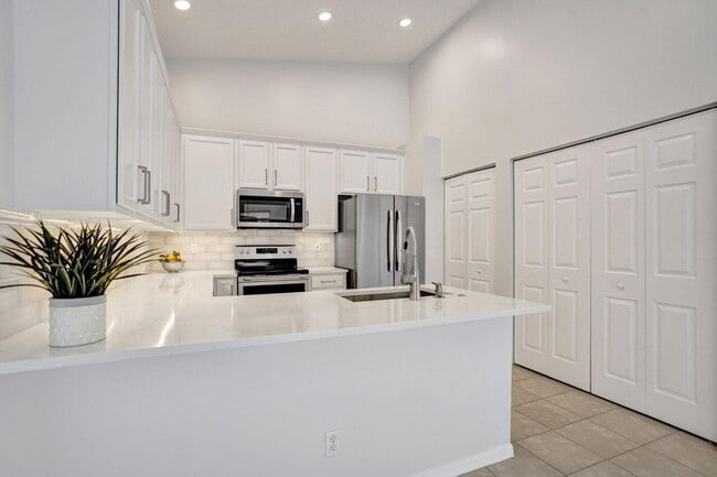 Building Photo - 5069 Toscana Trail