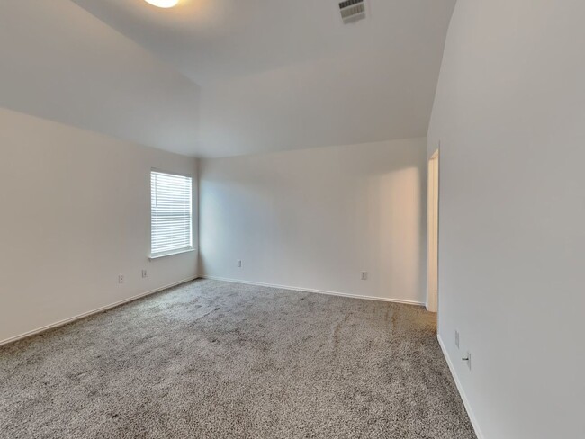 Building Photo - MOVE IN READY NOW IN KELLER ISD!