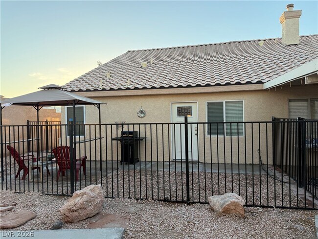 Building Photo - 2749 Canarsy Ct
