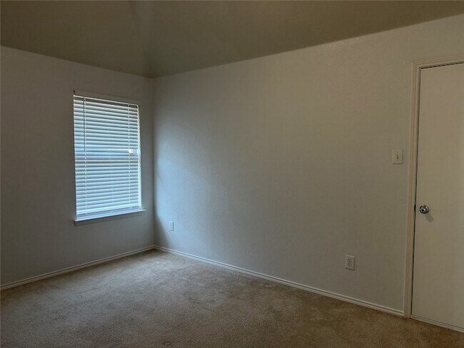 Building Photo - 8373 Brightside Ln