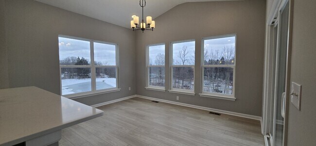 Building Photo - 3375 Buckeye Trl