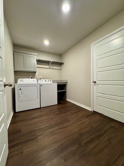 Building Photo - 2315 W Persimmon St