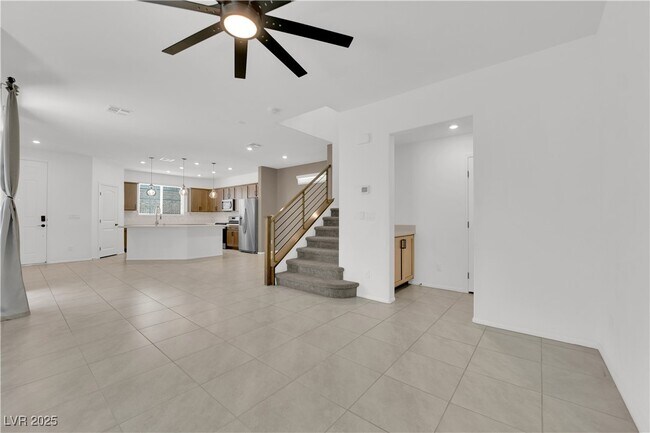 Building Photo - 8035 Skye Foxx St