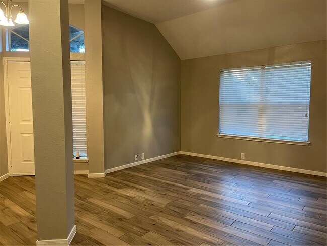 Building Photo - 20803 Lavenderwood Dr