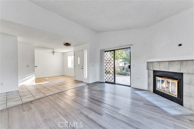 Building Photo - 9764 Huntington Dr