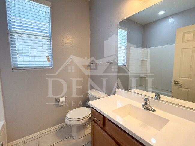 Building Photo - 5231 W Leodra Ln
