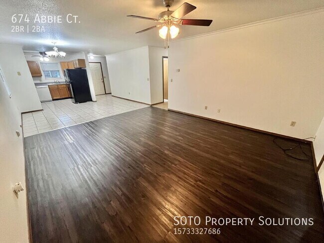 Building Photo - 674 Abbie Ct