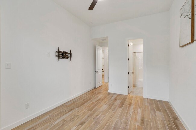 Building Photo - 108 Salvia Star Ct