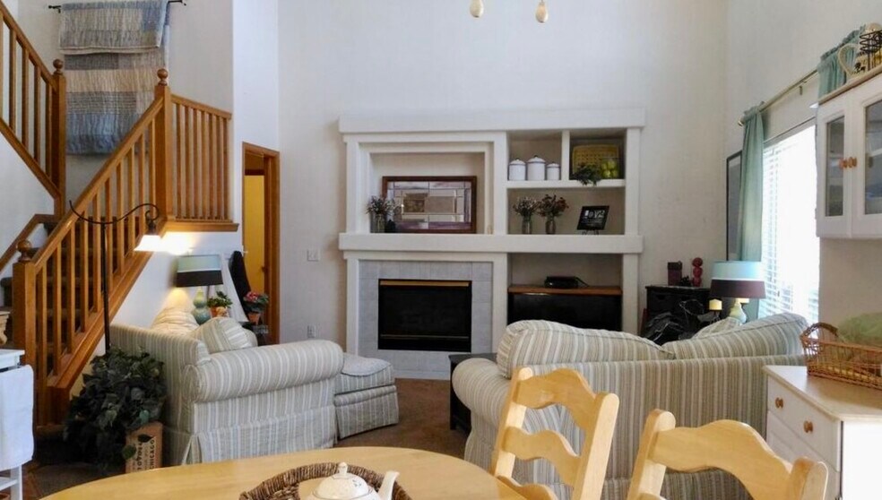 Building Photo - 6297 E 122nd Ave