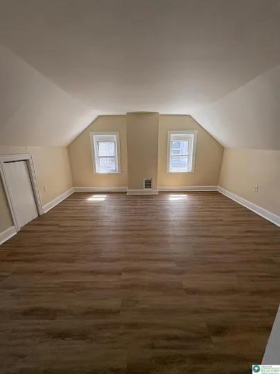 Building Photo - 520 Fiot Ave