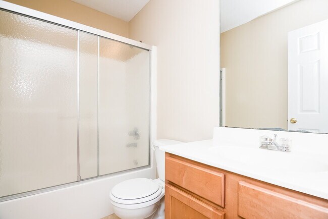 Building Photo - 5400 Milton Ridge Dr