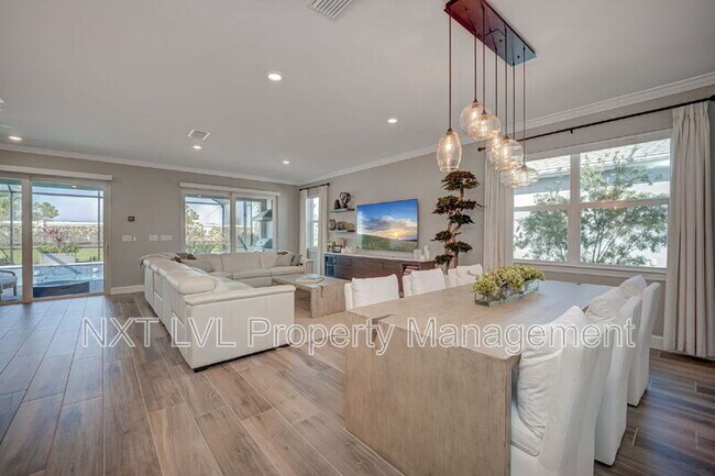 Building Photo - 16112 Lakeland Dr