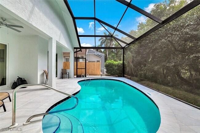 Building Photo - 2515 Royal Palm Ct