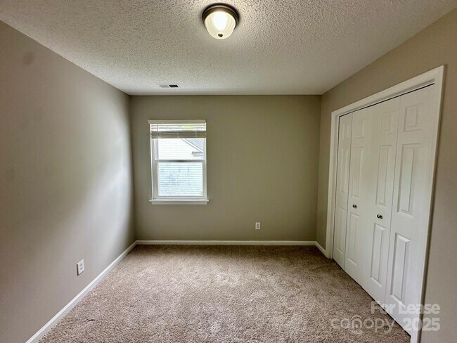 Building Photo - 13809 Stephendale Dr
