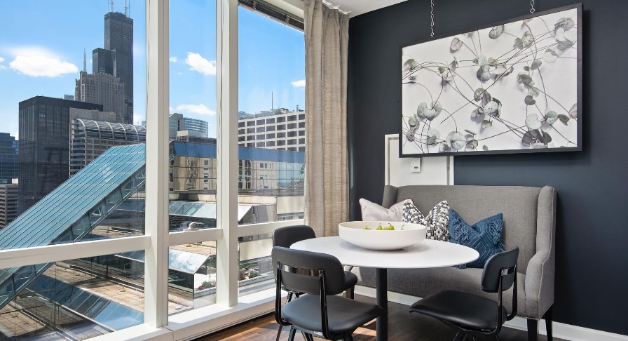 Building Photo - 77 W Wacker Dr