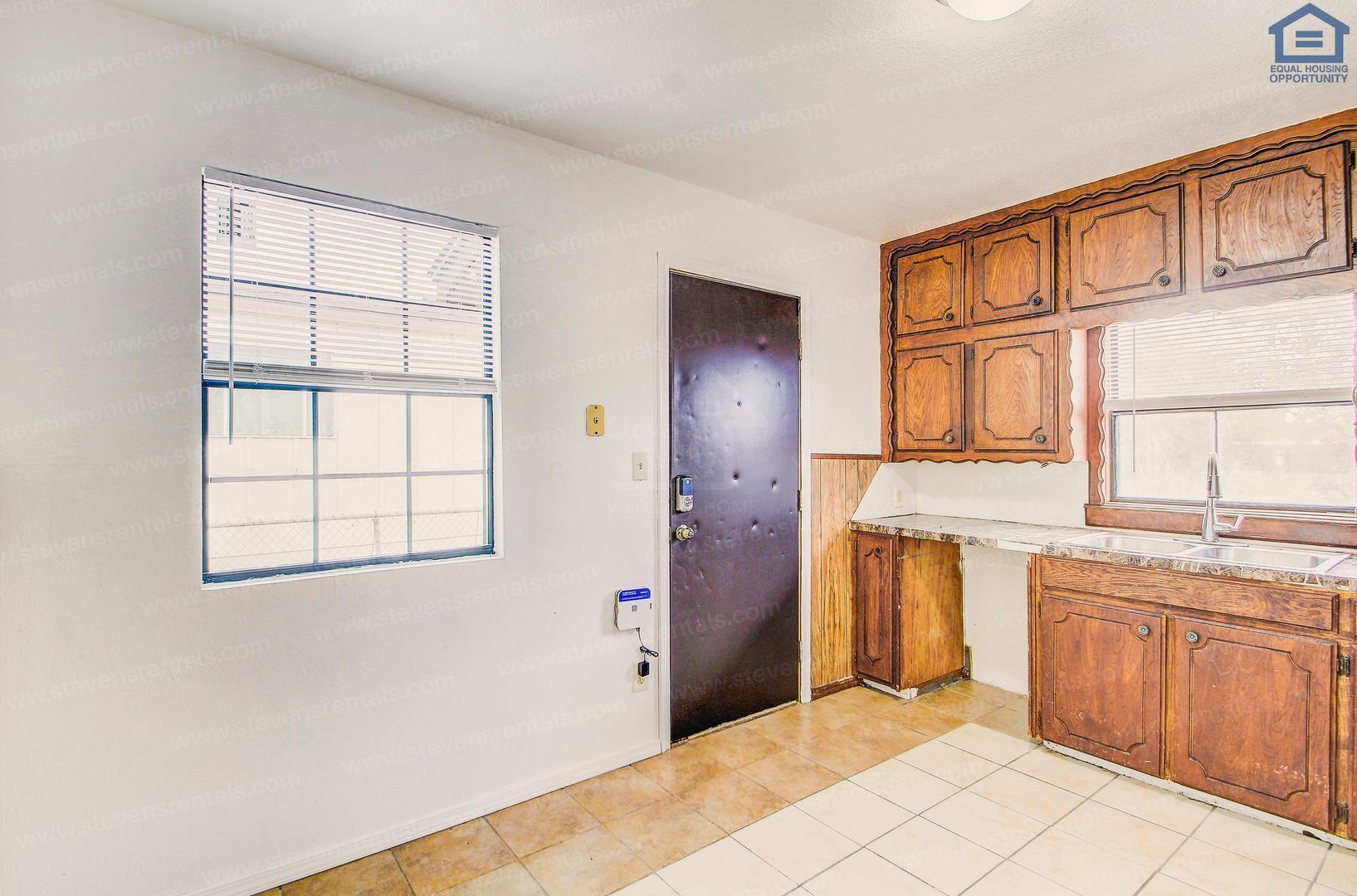 Building Photo - 1757 SW 13th St