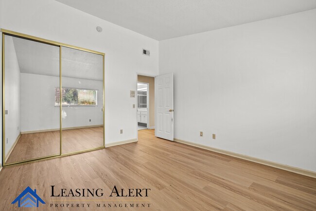 Building Photo - 28801 Shadow Valley Ln