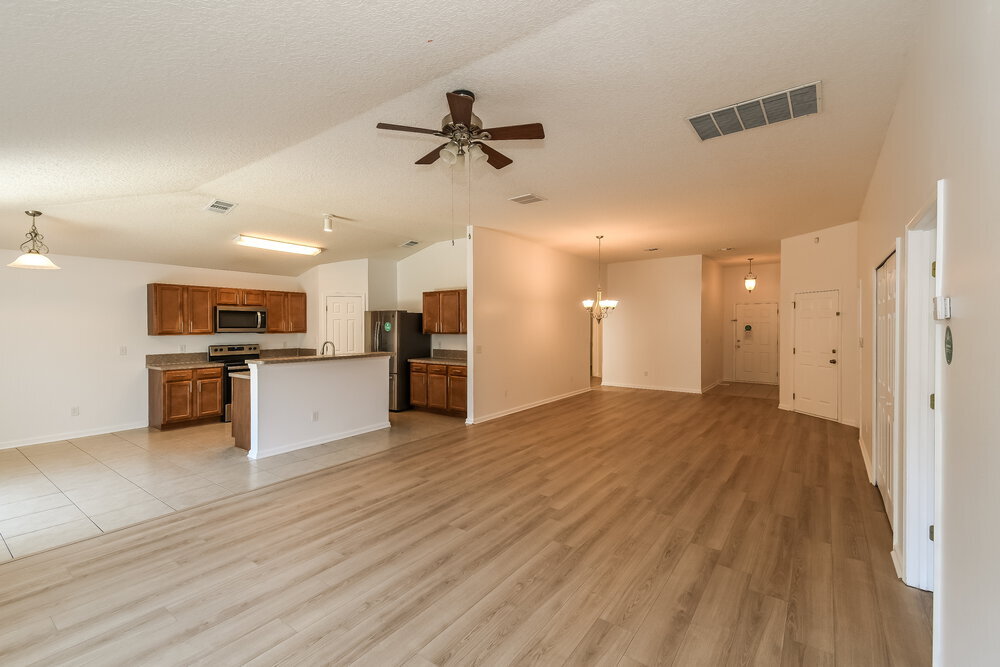 Building Photo - 2533 Spring Pond Ln