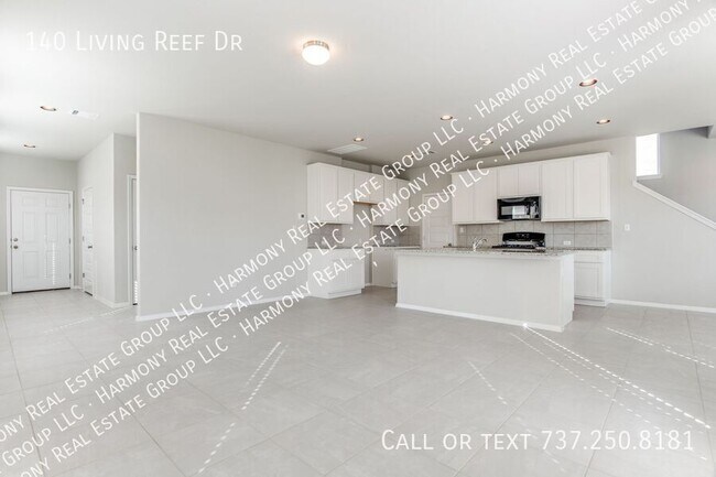 Building Photo - 140 Living Reef Dr