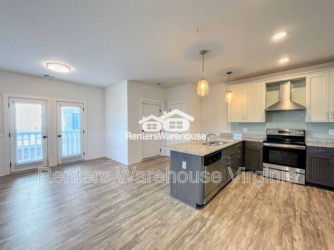 Building Photo - 7922 Shore Dr