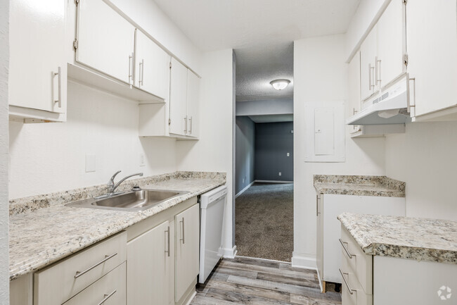 2BR, 2.5BA - 1206SF - Kitchen - Villas At Panthersville Apartment Homes*