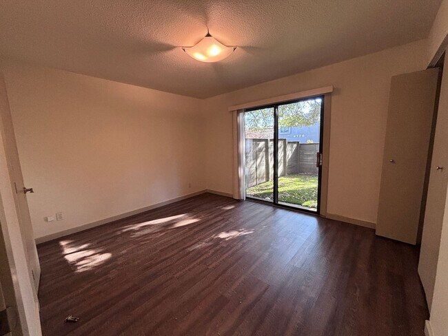 Building Photo - 108-E Eden at Avondale