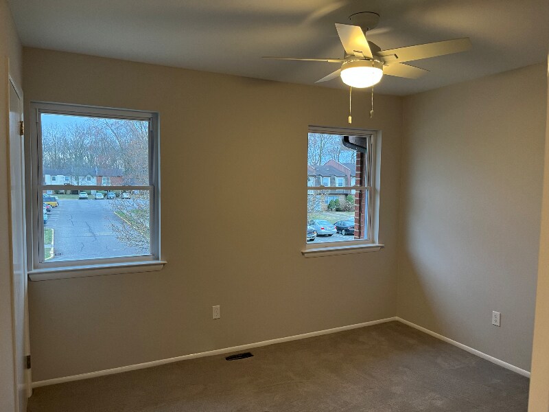 Building Photo - 136 Miranda Ct