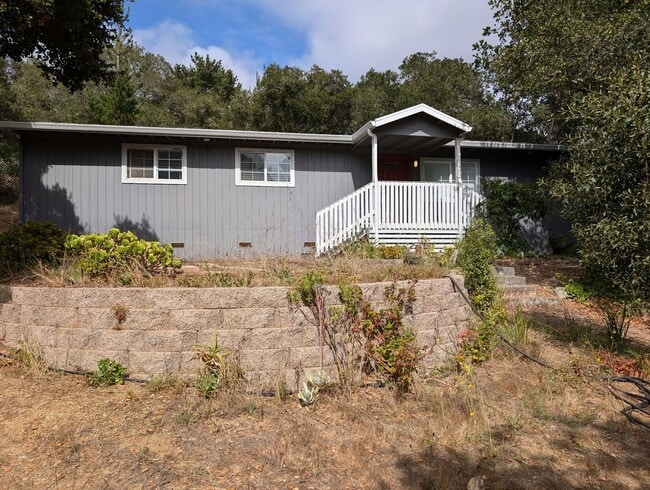 Primary Photo - 115 Strawberry Canyon Rd