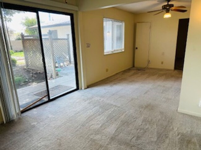 Building Photo - $1,695 - Spacious Two Bedroom +Flex Room- ...