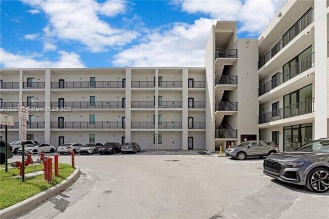 Building Photo - 8167 NW 41st St