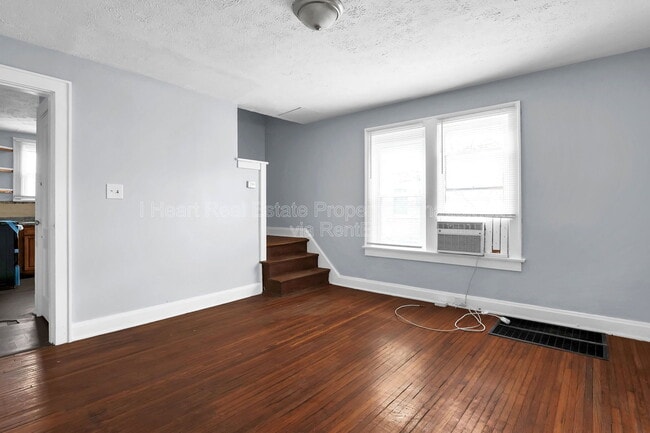 Building Photo - 1026 Ellsworth Ave