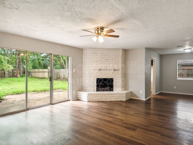 Building Photo - 11823 Bee Ln