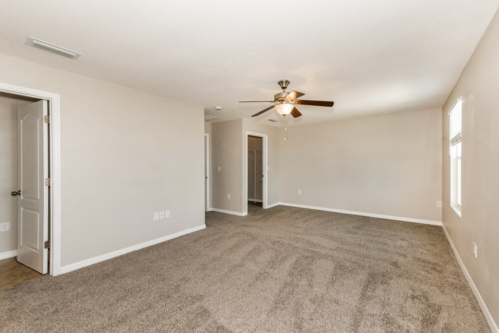 Building Photo - 204 Lone Dove Ln