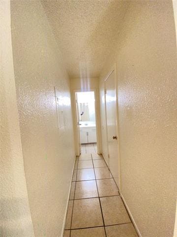 Building Photo - 6808 Trail Lake Dr