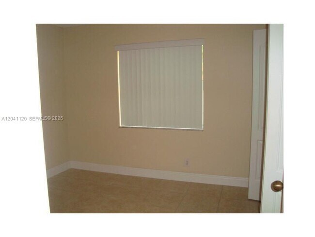 Building Photo - 286 Bridgeton Way