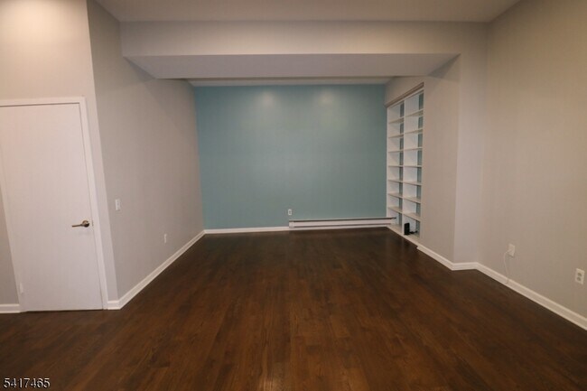 Building Photo - 111 Mulberry St