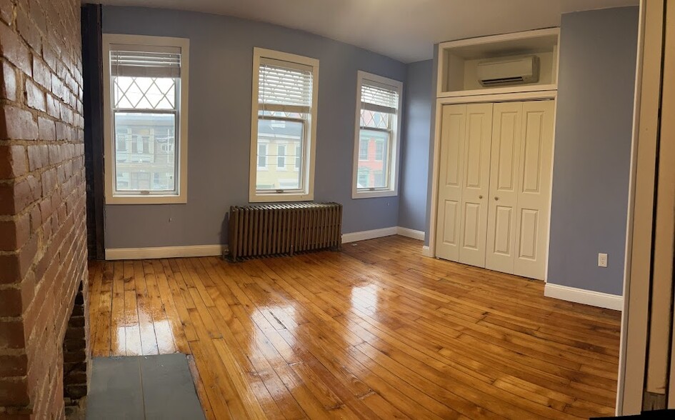 Pano Bedroom #1 - 2004 Sarah St