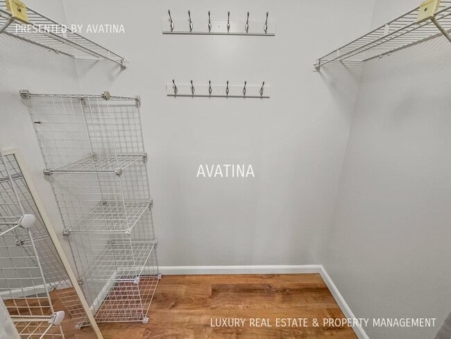 Building Photo - 1032 Kinau St