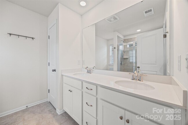 Building Photo - 5775 Soft Shell Dr