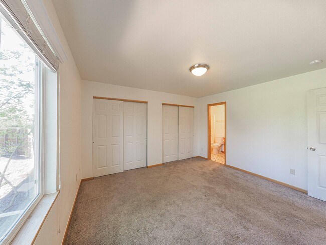 Building Photo - 1106 Timberline Ct